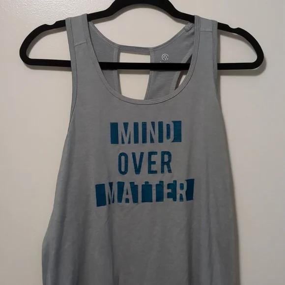 Champion - Picture 2 of 6